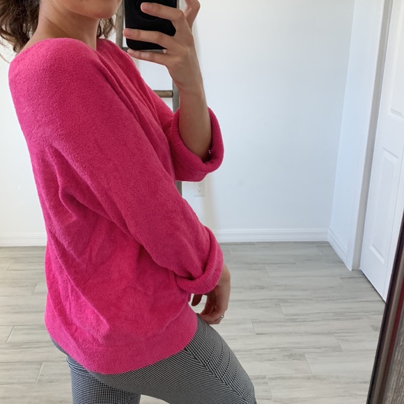 c.b.collections v-neck soft fluffy hot pink sweater / size L - Picture 4 of 10